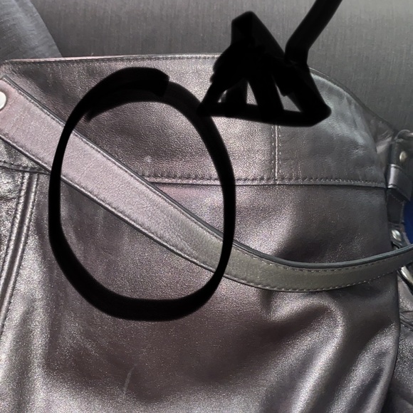 Coach - Picture 10 of 13